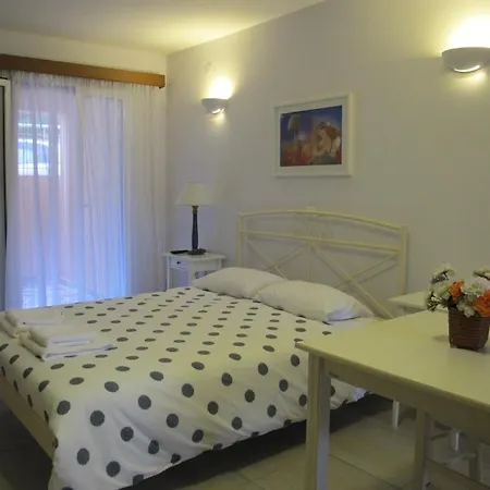 Muses Apartment *